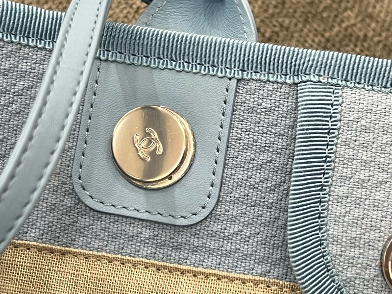 Chanel 中號 寶寶藍沙灘包 24年春夏款 原價17萬-11