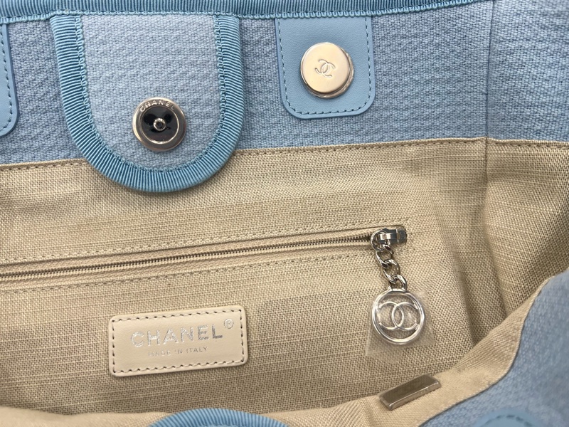 Chanel 中號 寶寶藍沙灘包 24年春夏款 原價17萬-14