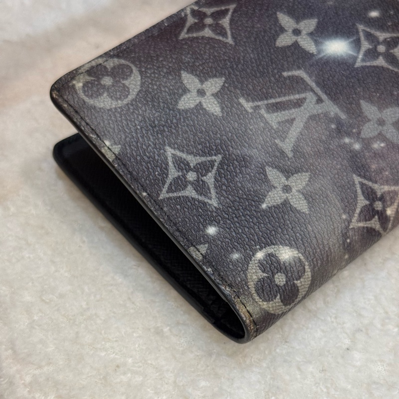 Lv星空限量版長夾🌃-13