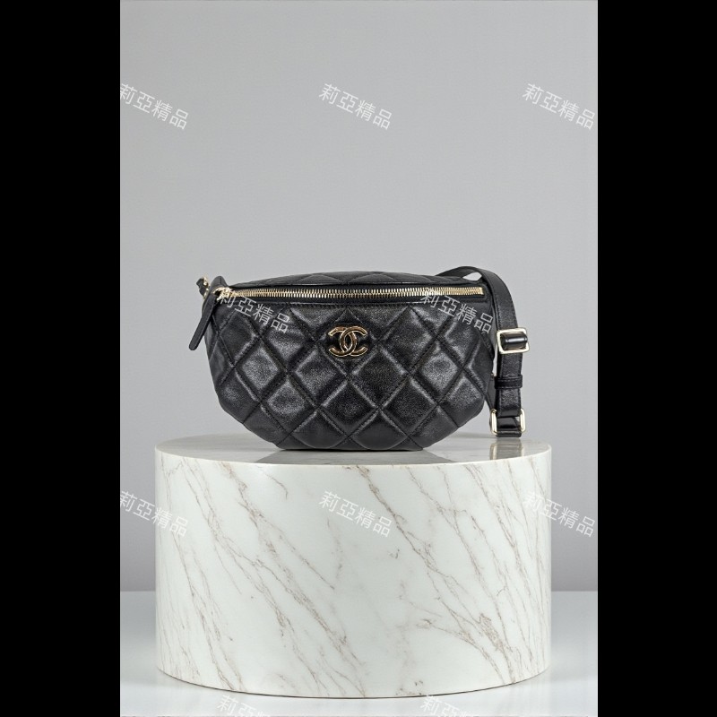 莉亞精品♡Chanel 菱格紋胸/腰包 近新美品-0