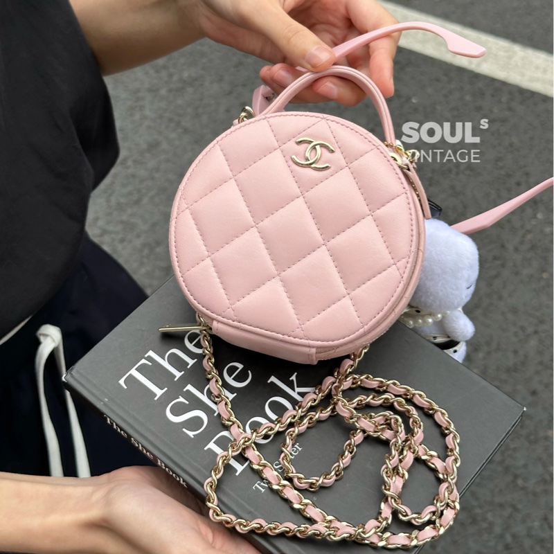 💗 CHANEL 23C 櫻花粉小圓餅包|超可愛稀有款 🌸-0
