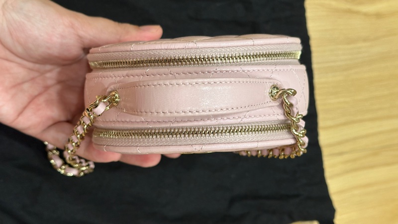 💗 CHANEL 23C 櫻花粉小圓餅包|超可愛稀有款 🌸-4