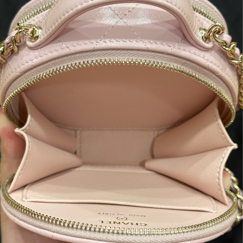 💗 CHANEL 23C 櫻花粉小圓餅包|超可愛稀有款 🌸-8