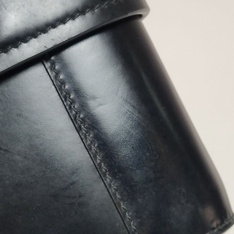 Prada Cahier牛皮純色插扣手拿包-10