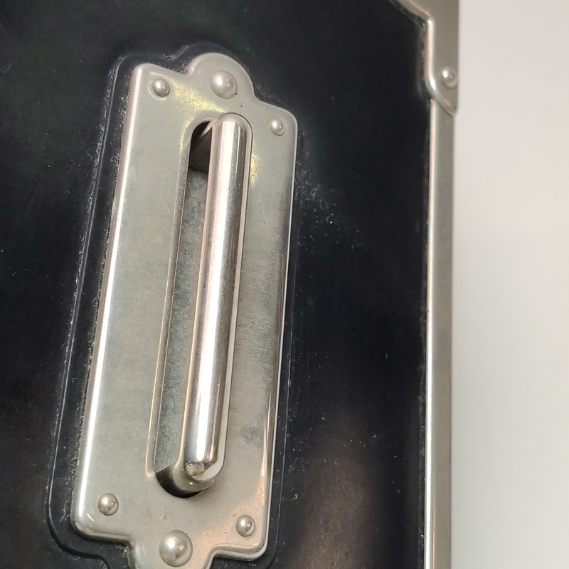 Prada Cahier牛皮純色插扣手拿包-12