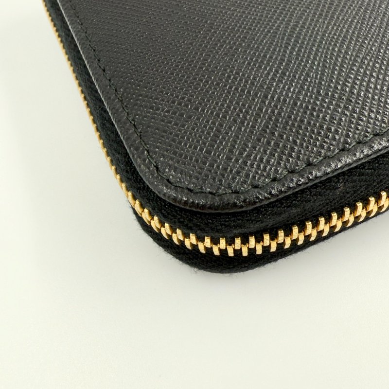 PRADA - 黑色金釦牛皮ㄇ型拉鍊長夾-7