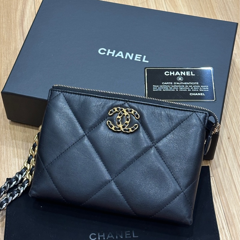 CHANEL 19 手拿包｜可自行加鏈改斜背｜98新-0