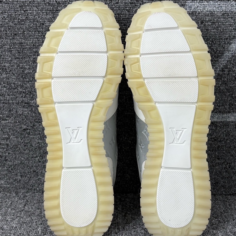 LV 路易威登 白色皮面鐳射運動鞋@43.5碼-4