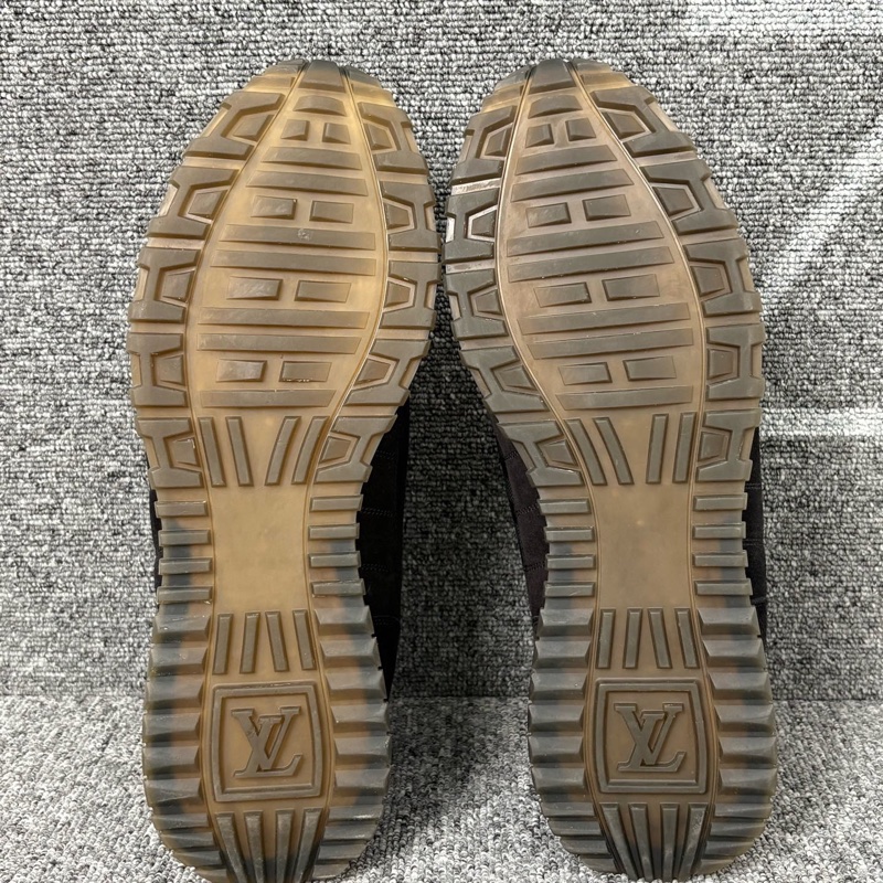 二手LV 黑色麂皮棋盤格運動鞋@41碼-7