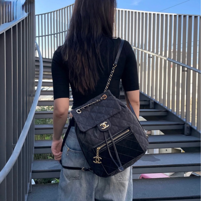 「JL 精品代購」 98新 Chanel 香奈兒 丹寧 雙肩包 /黑背包 黑金-1
