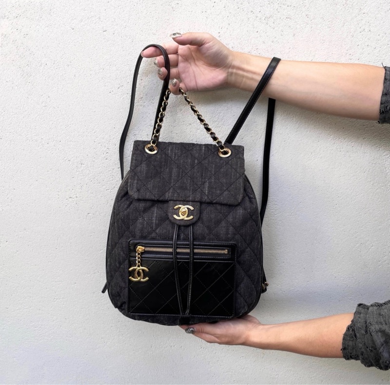 「JL 精品代購」 98新 Chanel 香奈兒 丹寧 雙肩包 /黑背包 黑金-3