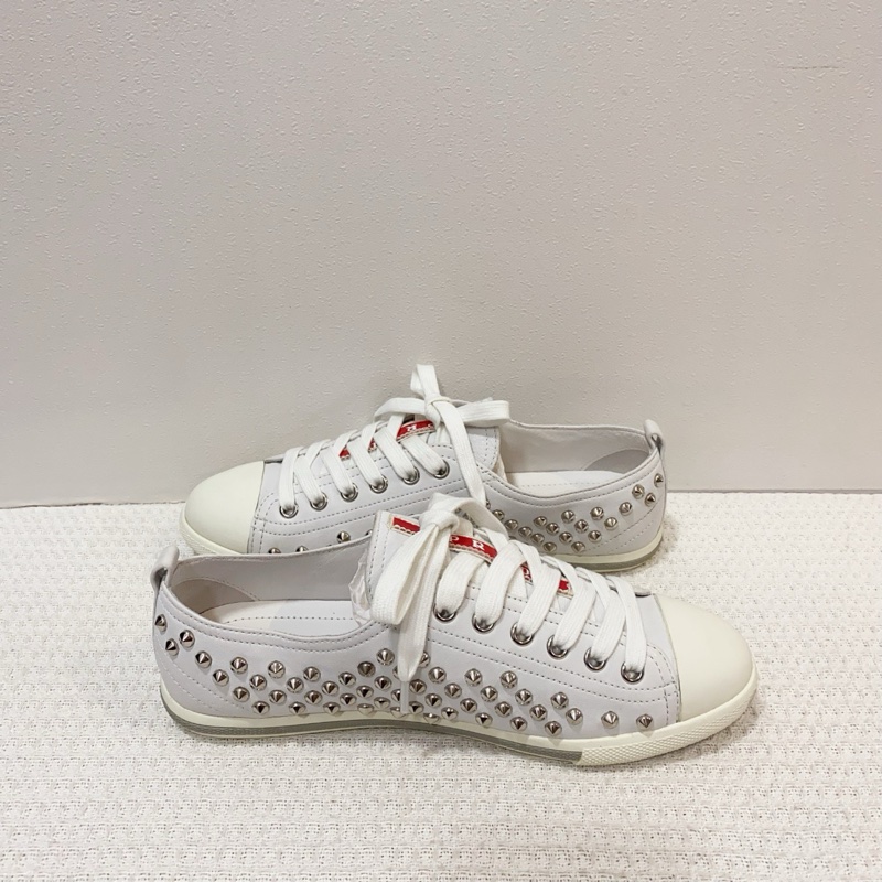 98新Prada/普拉達白色鉚釘系帶休閒鞋 尺碼36碼-2