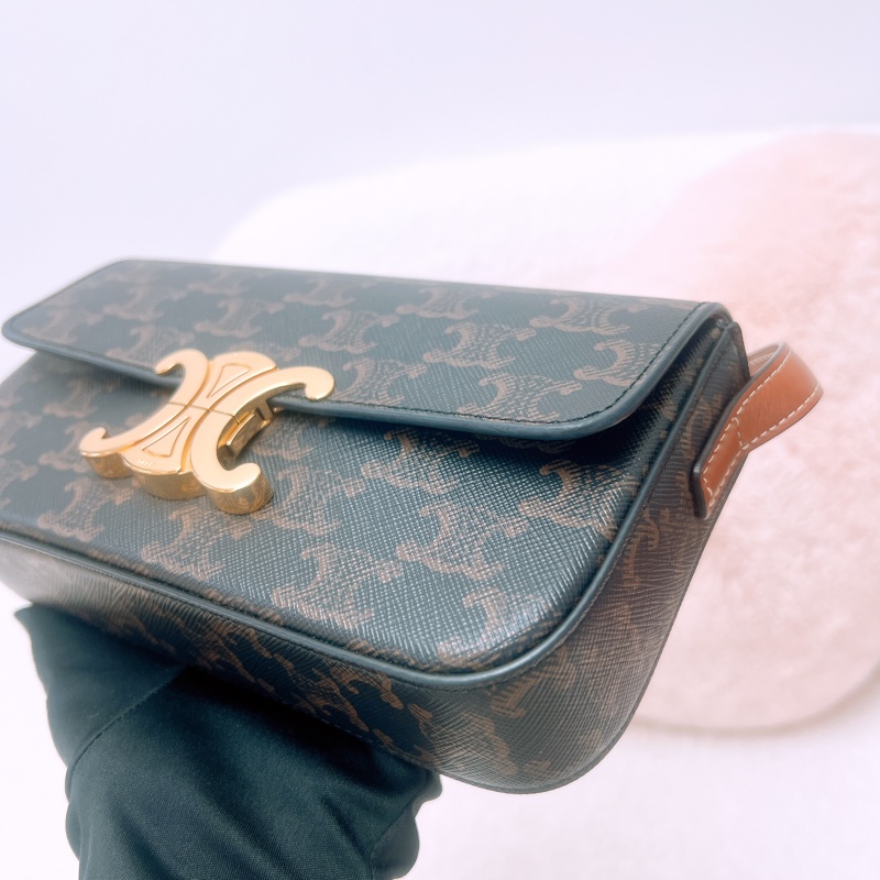 Celine triomphe claude 凱旋門腋下包-2