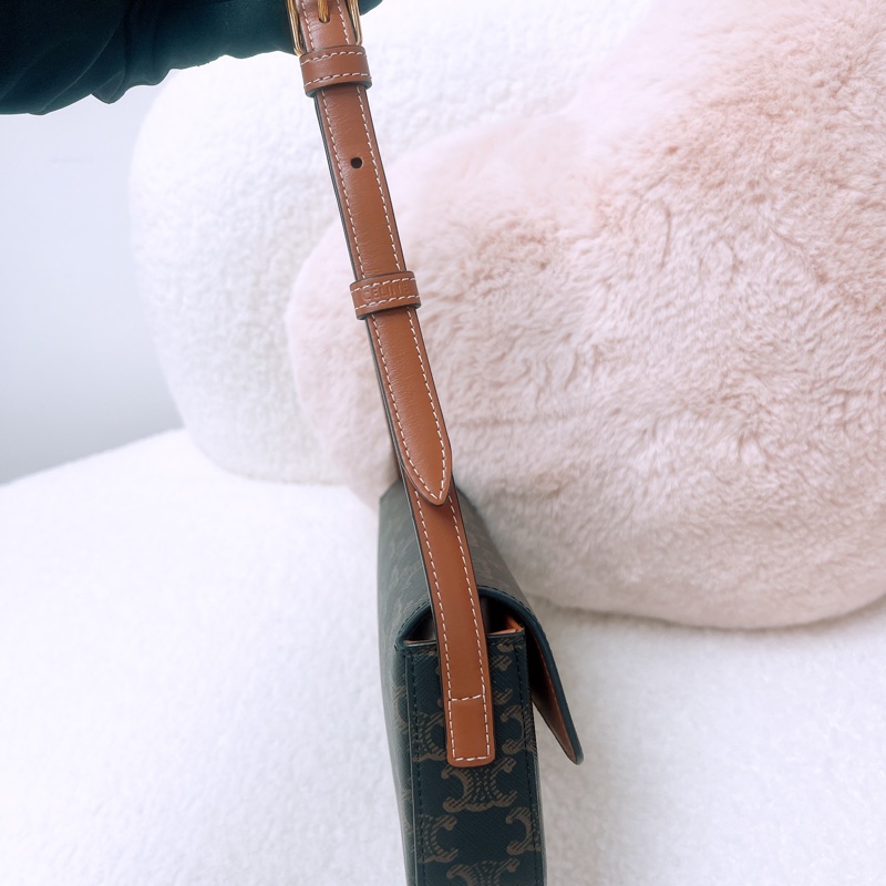 Celine triomphe claude 凱旋門腋下包-4