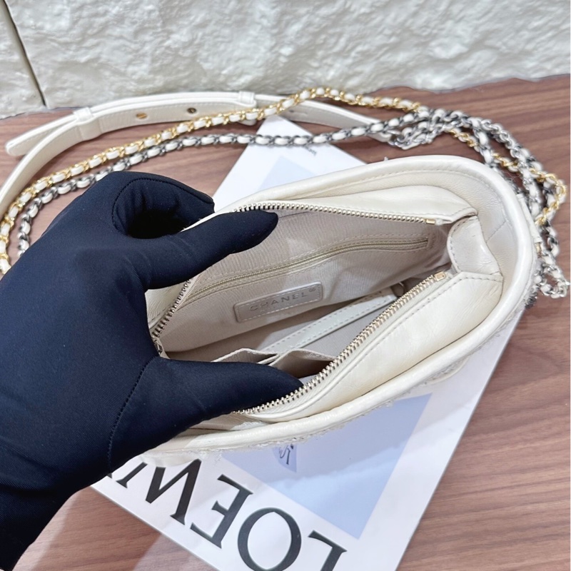 【97%新 ✨ 全網最低價！檢漏價】Chanel 流浪包小號 白色毛呢仙氣飄飄-5
