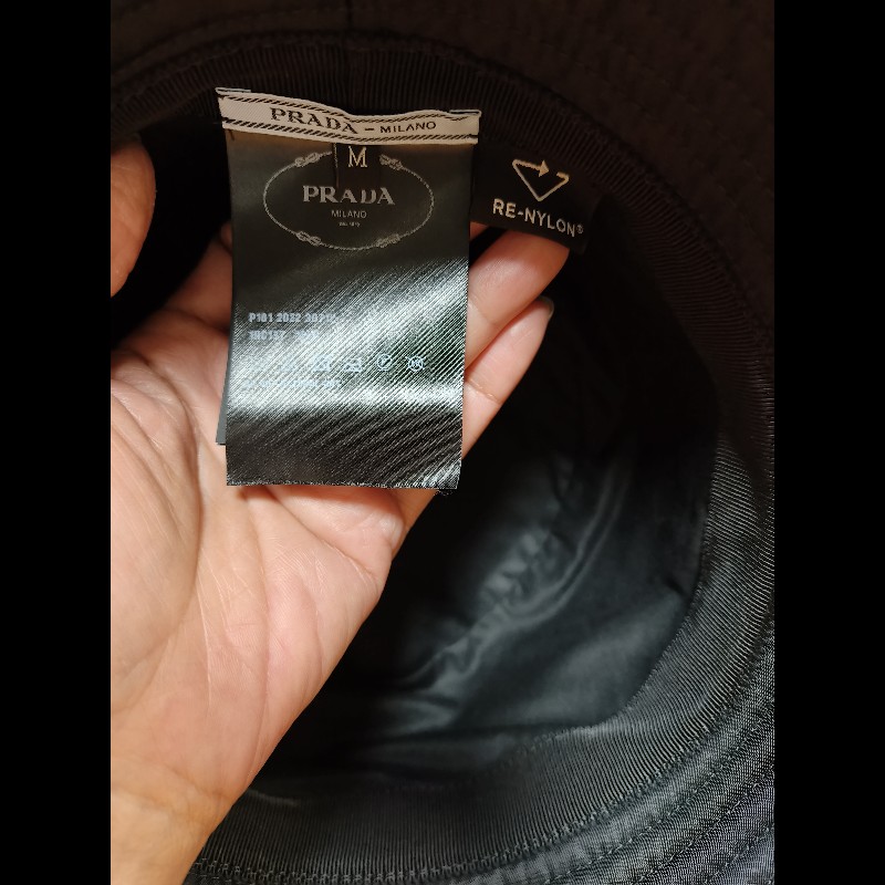 PRADA 黑色尼龍帽（M號）-7