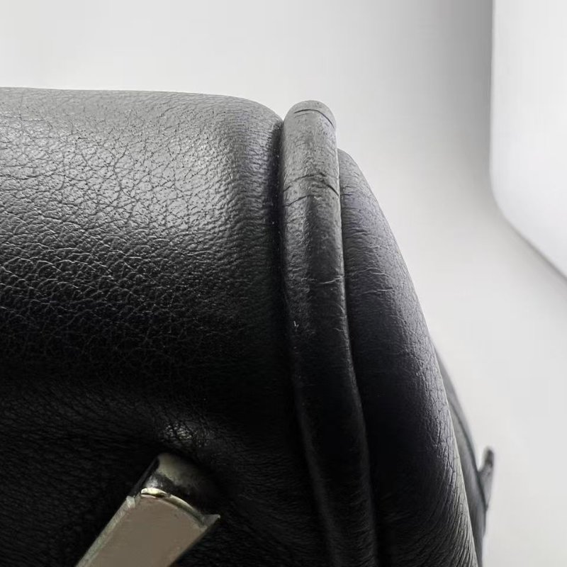 LOEWE Amazona 46 黑色全皮壓花旅行袋-11