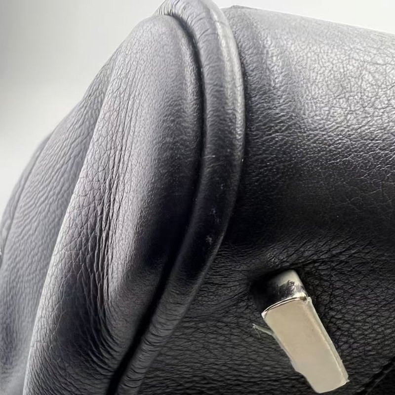 LOEWE Amazona 46 黑色全皮壓花旅行袋-14