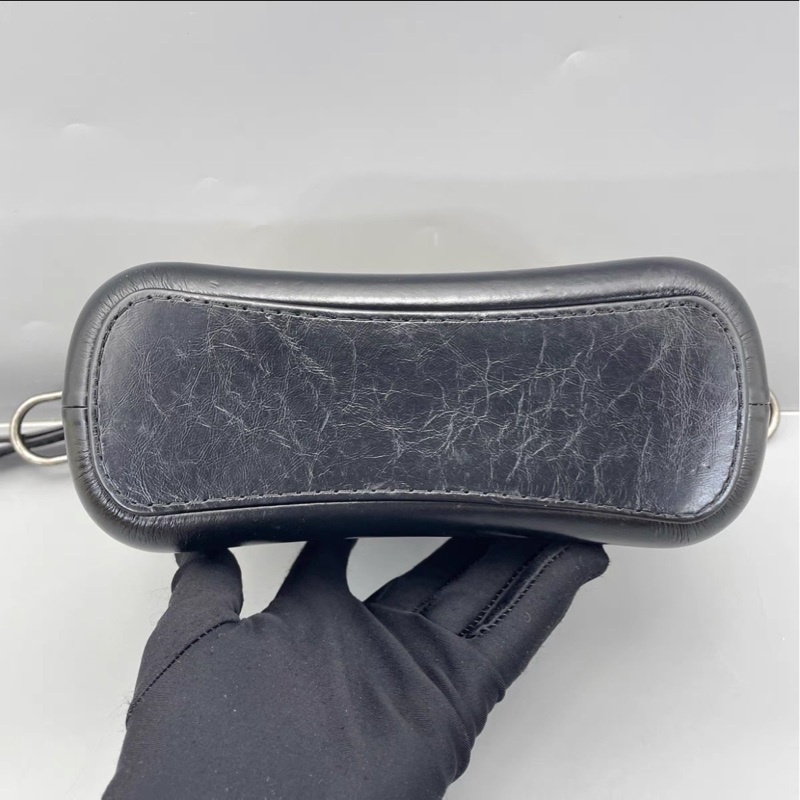 【95%新 ✨ 全網最低價！檢漏價！】Chanel 流浪包小號 毛呢拼色 黑白經典-3