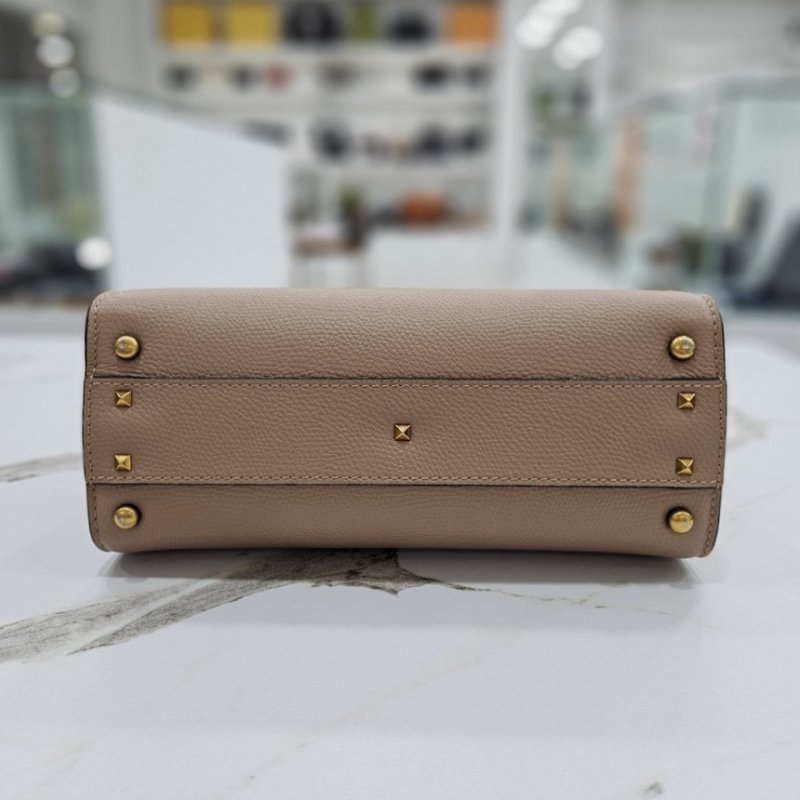 🎊佳節特賣🎁Valentino Garavani VSLING 小號手提肩背包 粉色-7