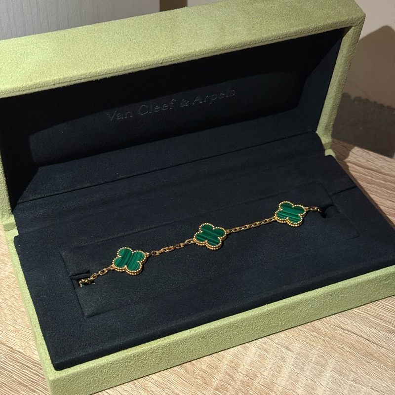 Van Cleef & Arpels Sweet Alhambra 18k 五花孔雀石手鍊-0