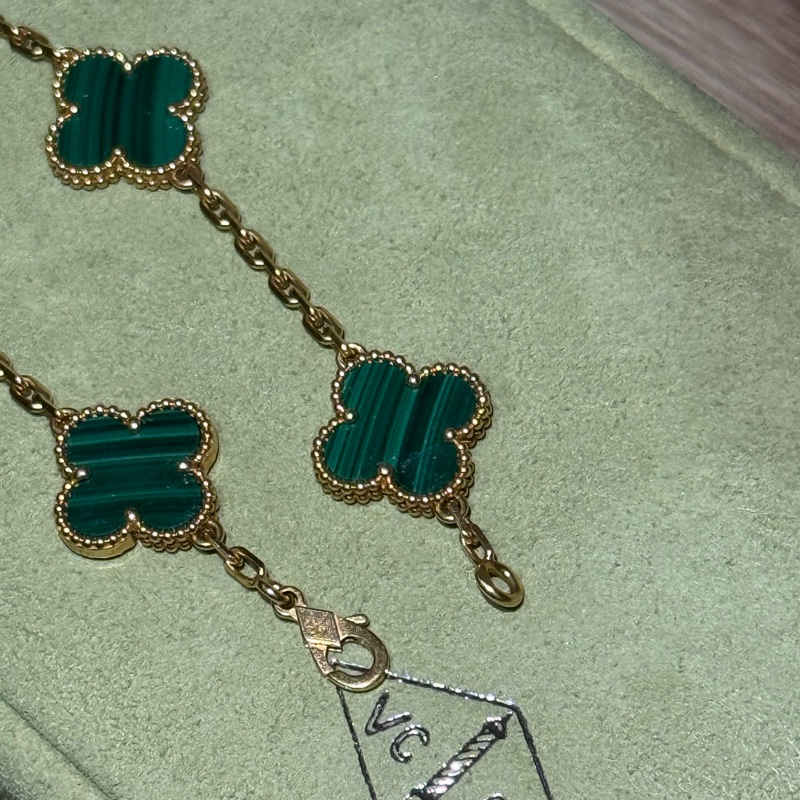 Van Cleef & Arpels Sweet Alhambra 18k 五花孔雀石手鍊-6