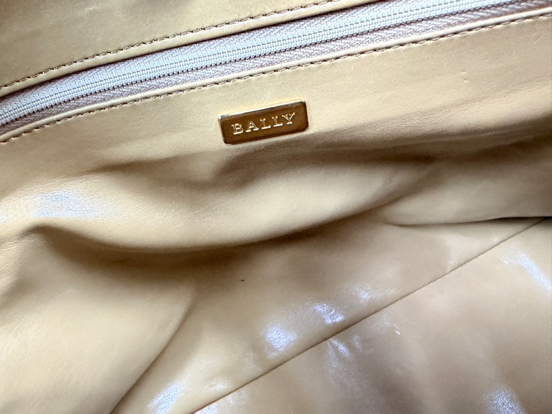 Bally Birkin款手袋 腋下包 手提包 真皮 意大利製 男女適用-5