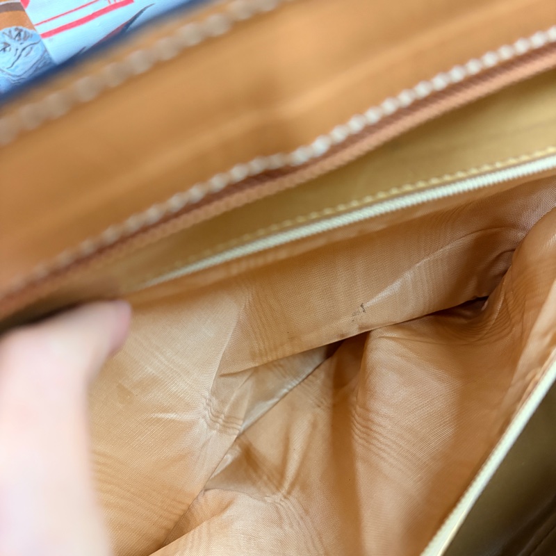 Bally Birkin款手袋 腋下包 手提包 真皮 意大利製 男女適用-24