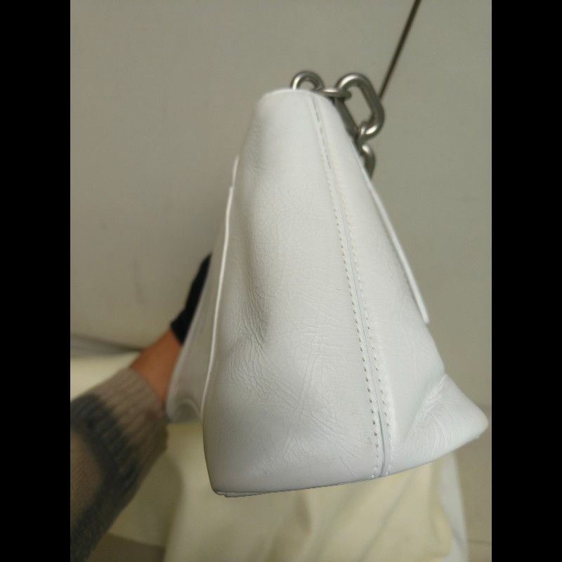 ‼️年前限時特賣‼️(原28800)至1/25⏰【8成新】㊣✨BALENCIAGA✨巴黎世家 白色 沙漏包 牛皮 鎖鏈 背帶 肩背包 腋下包 鏈條包/二手包/二手精品/保證正品🌳二手樹屋🌳-4