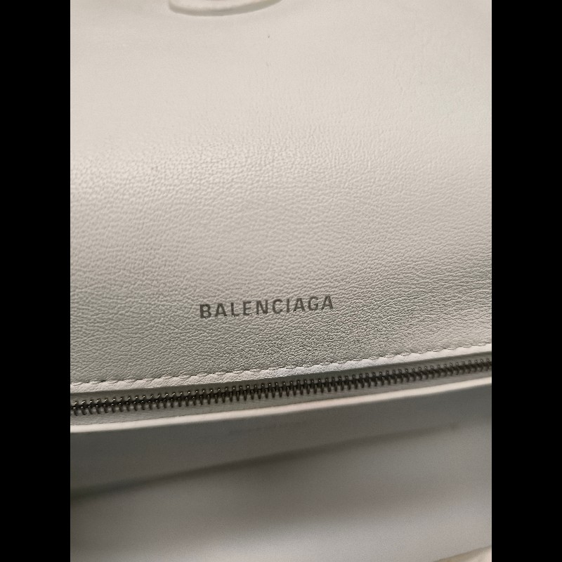 ‼️年前限時特賣‼️(原28800)至1/25⏰【8成新】㊣✨BALENCIAGA✨巴黎世家 白色 沙漏包 牛皮 鎖鏈 背帶 肩背包 腋下包 鏈條包/二手包/二手精品/保證正品🌳二手樹屋🌳-44