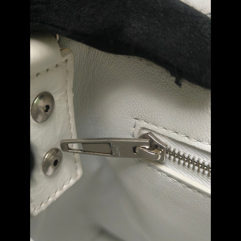 ‼️年前限時特賣‼️(原28800)至1/25⏰【8成新】㊣✨BALENCIAGA✨巴黎世家 白色 沙漏包 牛皮 鎖鏈 背帶 肩背包 腋下包 鏈條包/二手包/二手精品/保證正品🌳二手樹屋🌳-51