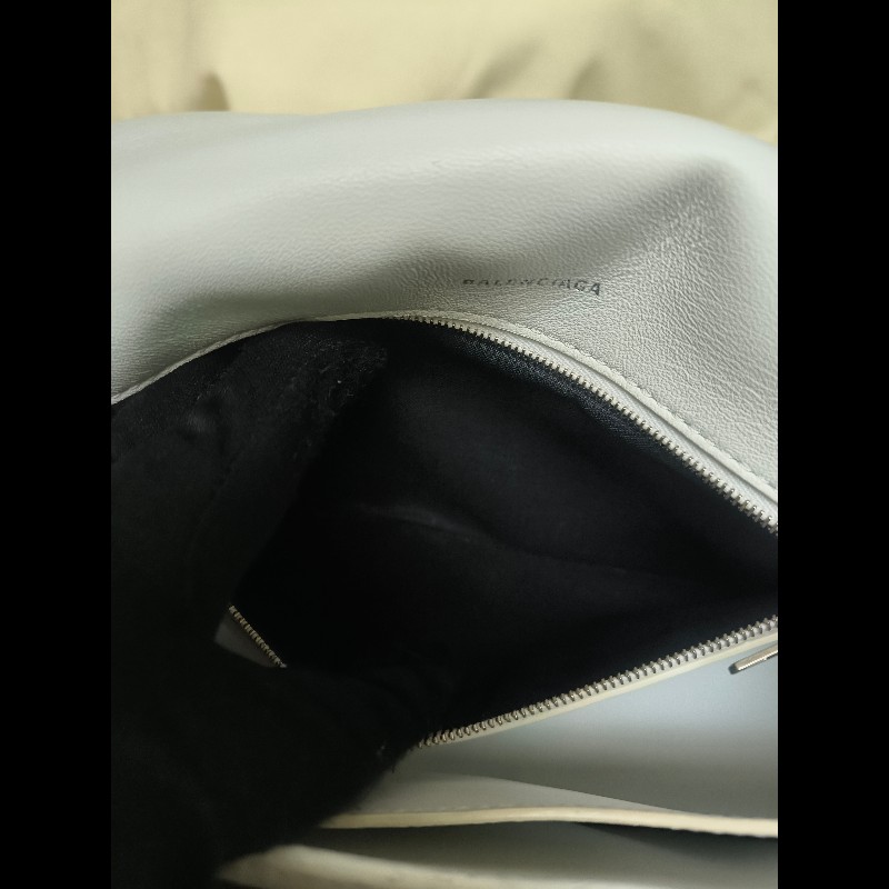 ‼️年前限時特賣‼️(原28800)至1/25⏰【8成新】㊣✨BALENCIAGA✨巴黎世家 白色 沙漏包 牛皮 鎖鏈 背帶 肩背包 腋下包 鏈條包/二手包/二手精品/保證正品🌳二手樹屋🌳-52