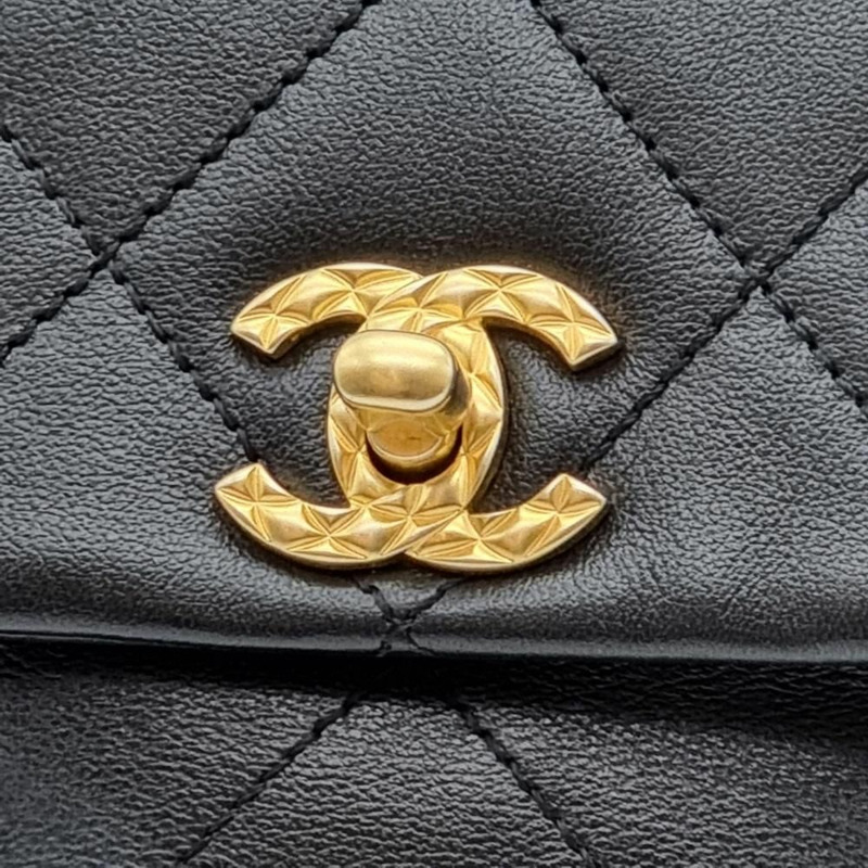 【包稅】CHANEL 鍍金小牛皮符號硬幣背包-1