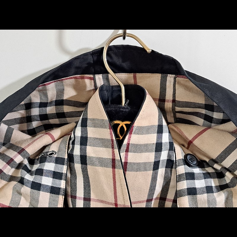 男女同款／BURBERRY連帽時尚風衣-1