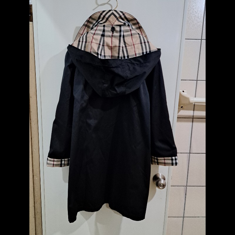 男女同款／BURBERRY連帽時尚風衣-5