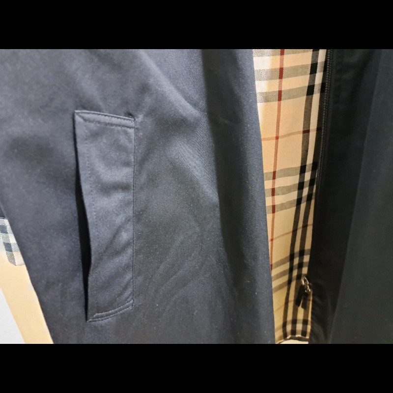 男女同款／BURBERRY連帽時尚風衣-8