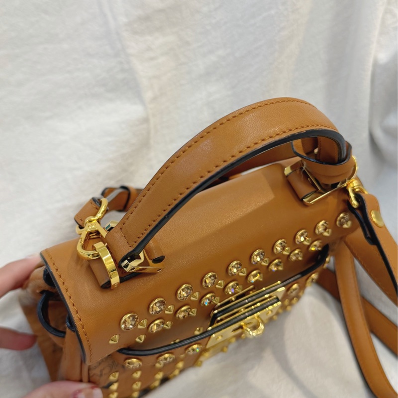 MCM鉚釘水鑽手提斜背兩用包-5