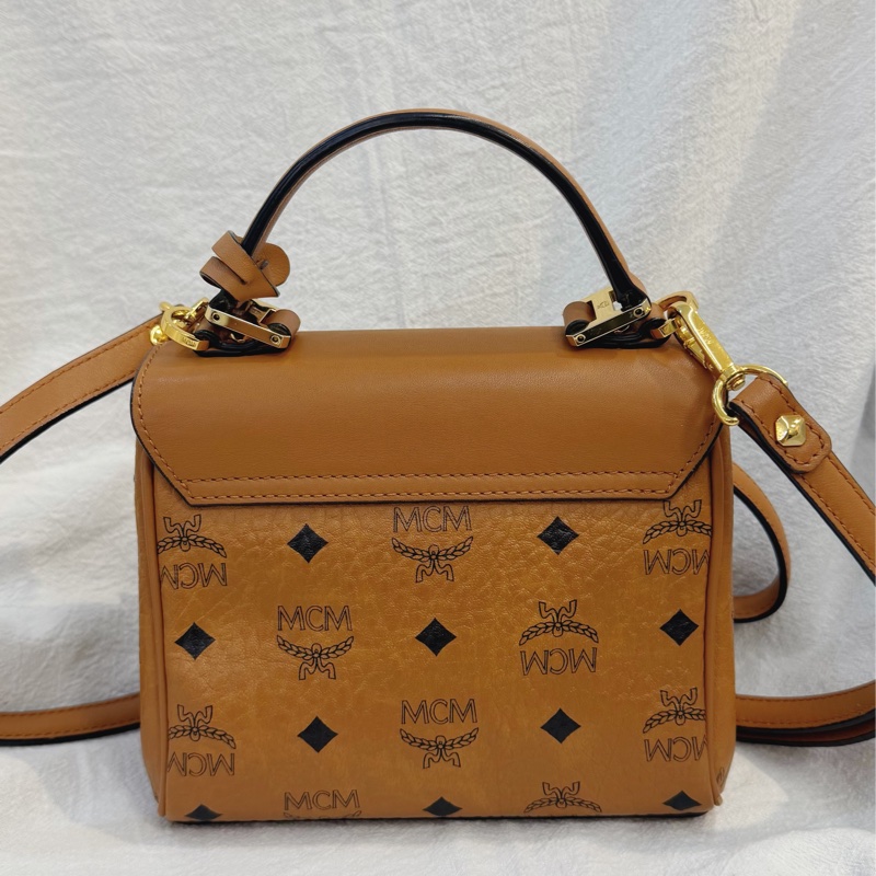 MCM鉚釘水鑽手提斜背兩用包-8