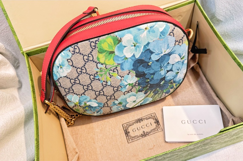 GUCCI花卉鏈條斜背包-8