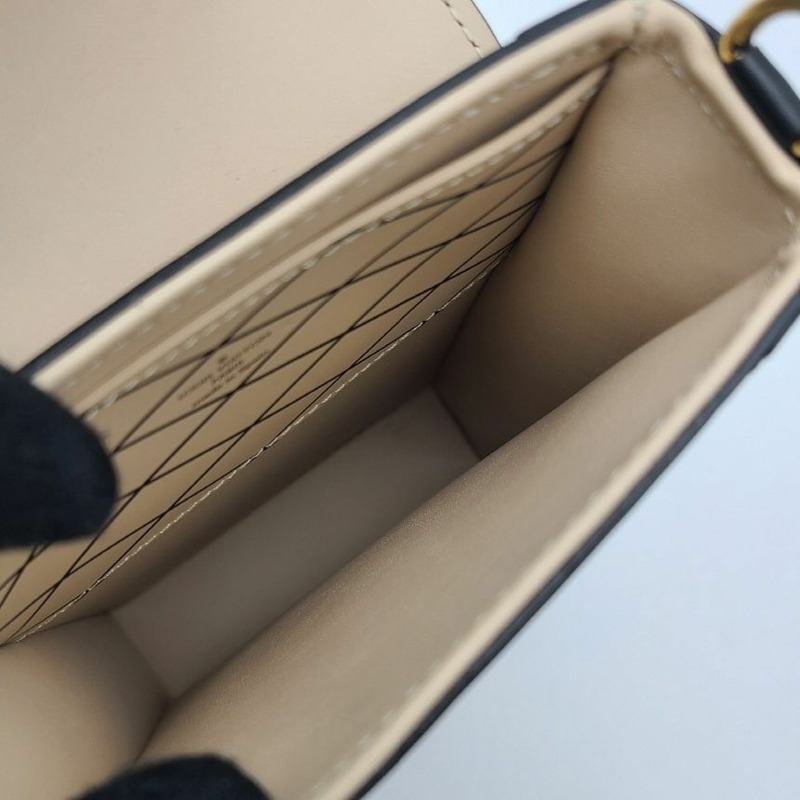 【包稅】LOUIS VUITTON Pochette Trunk 垂直斜背包 LOA082905-9