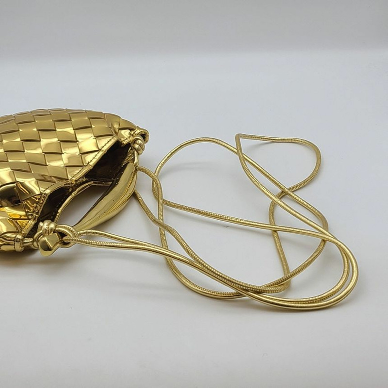 【包稅】BOTTEGA VENETA 全新未使用迷你沙丁魚肩包 金色-6