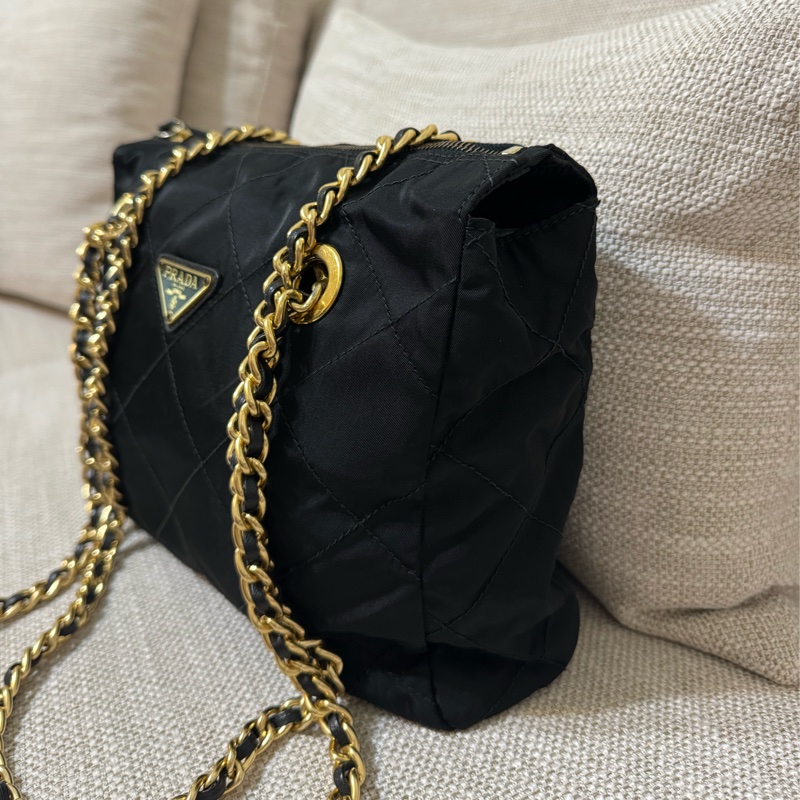 新上架🖤PRADA降落傘流浪托特包中號25尺寸🖤有防塵袋/流浪包/托特包/鏈條包/肩背包/斜背包-11