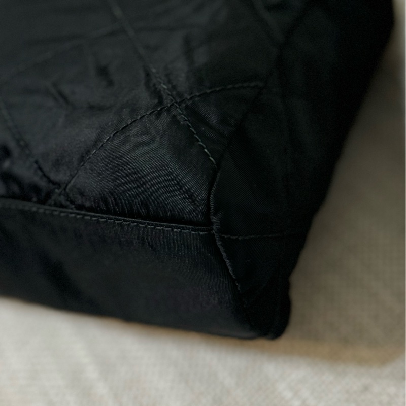 新上架🖤PRADA降落傘流浪托特包中號25尺寸🖤有防塵袋/流浪包/托特包/鏈條包/肩背包/斜背包-25