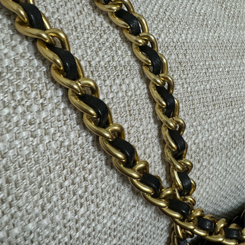 新上架🖤PRADA降落傘流浪托特包中號25尺寸🖤有防塵袋/流浪包/托特包/鏈條包/肩背包/斜背包-48