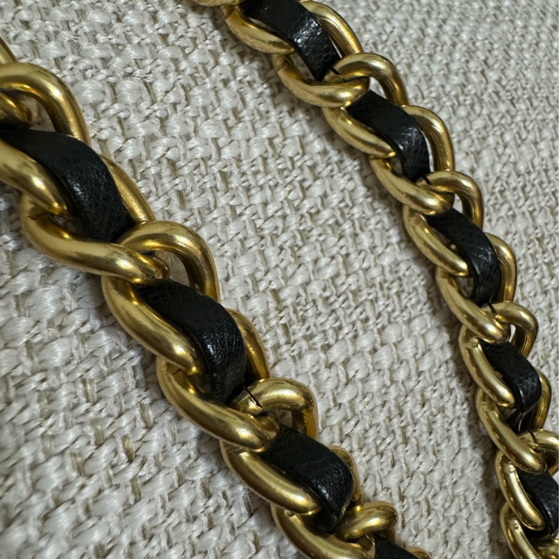 新上架🖤PRADA降落傘流浪托特包中號25尺寸🖤有防塵袋/流浪包/托特包/鏈條包/肩背包/斜背包-50