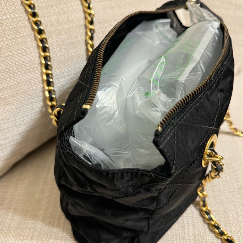 新上架🖤PRADA降落傘流浪托特包中號25尺寸🖤有防塵袋/流浪包/托特包/鏈條包/肩背包/斜背包-58