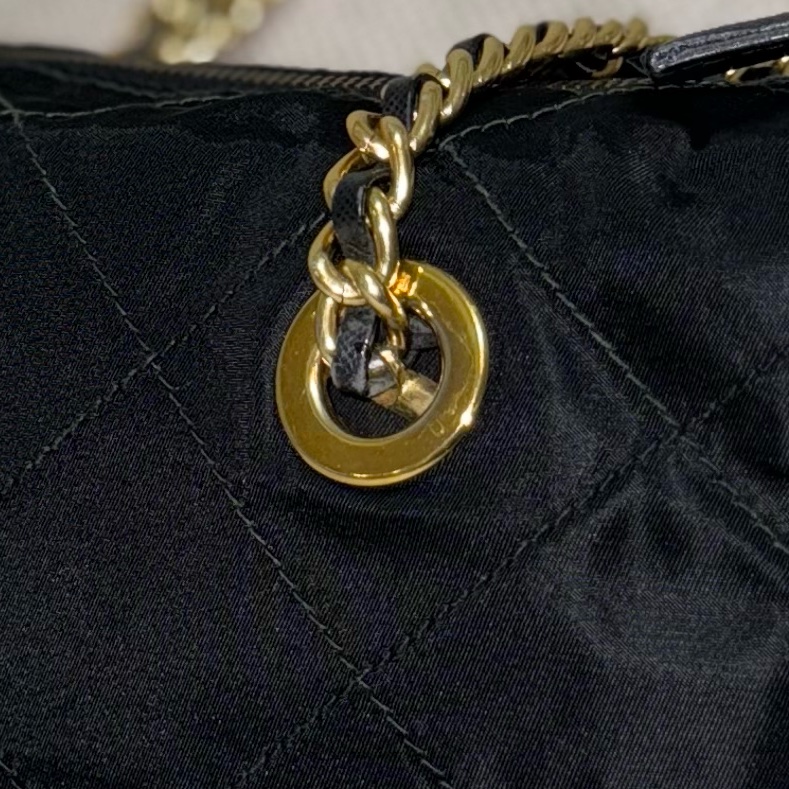 新上架🖤PRADA降落傘流浪托特包中號25尺寸🖤有防塵袋/流浪包/托特包/鏈條包/肩背包/斜背包-71