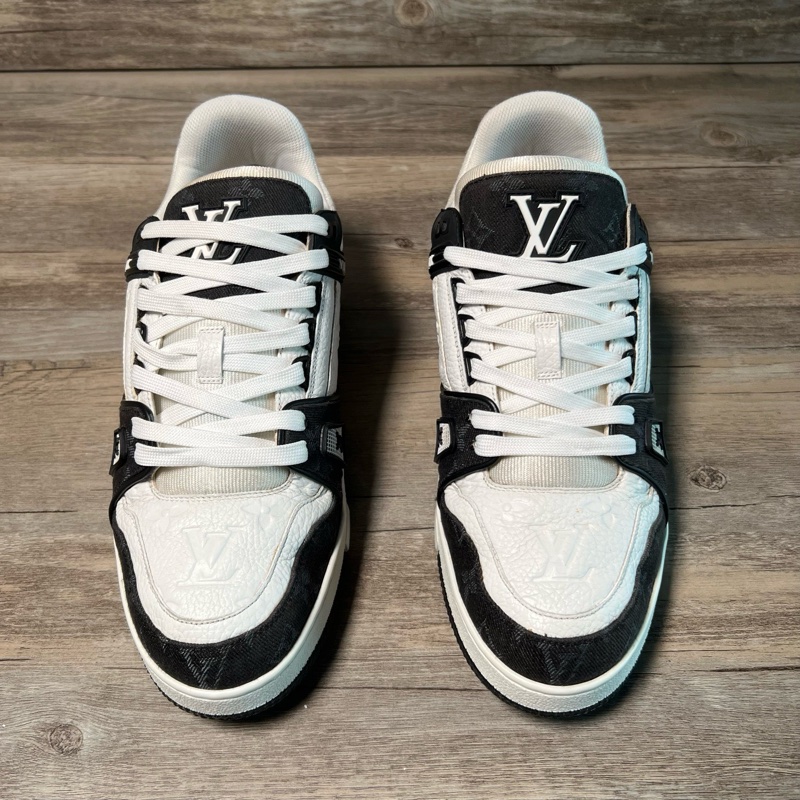 LV trainer Louis VUITTON 黑白牛仔 熊貓  42.5碼，97新-2