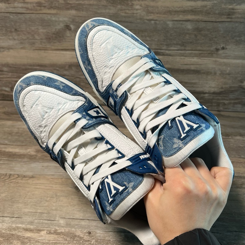 LV Trainer 牛仔布皮革 時尚板鞋 男女同款 牛仔藍白42.5 碼-6
