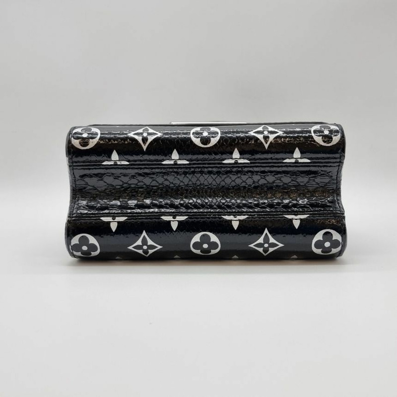 【包稅】LOUIS VUITTON 全新未使用 Python Twist 單肩包 LOB012207-9